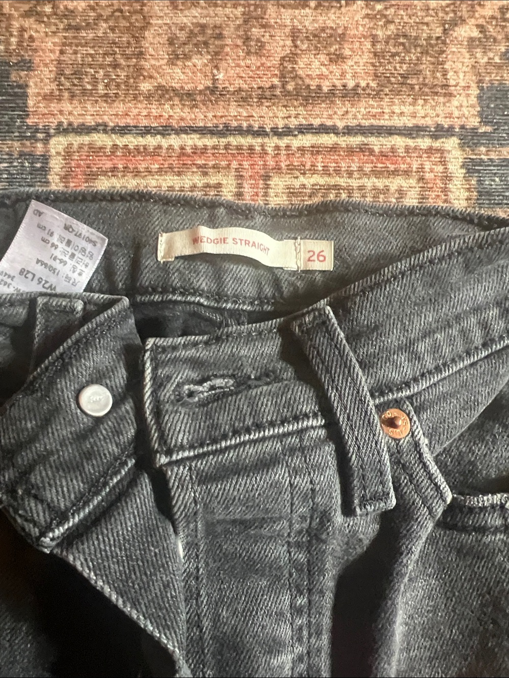 Levi’s Wedgie Straight Women's Jeans in Charcoal Gray - Size 26